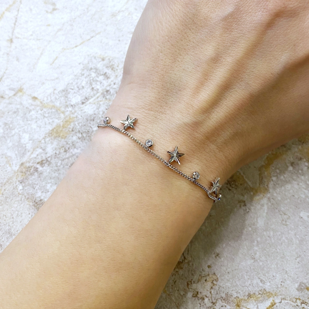 Yıldızlı ve Toplu Taşlı Minimal Bileklik